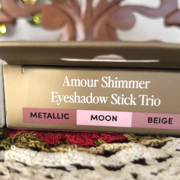 NIB bdb (Billion Dollar Beauty) Set of 2 Eyeshadow Stick Trios (6 Total) - Picture 6 of 6